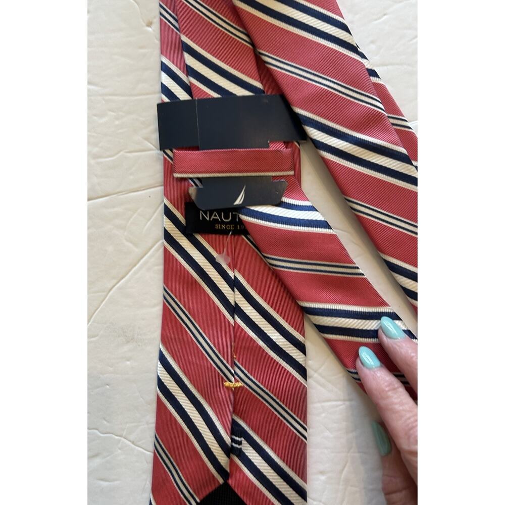 NWT NAUTICA Silk Repp Necktie Mens 3.25" Red‎ Blue White Striped Tie Classic - Picture 2 of 5